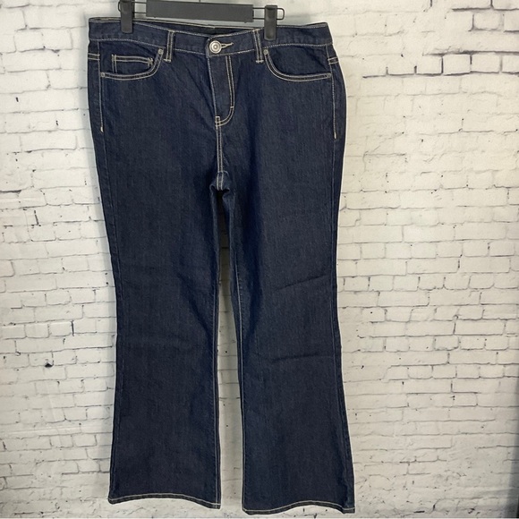 Calvin Klein Flare Jeans Size 10 Womens Mid Rise Dark Wash Blue Denim U2 - Picture 5 of 12